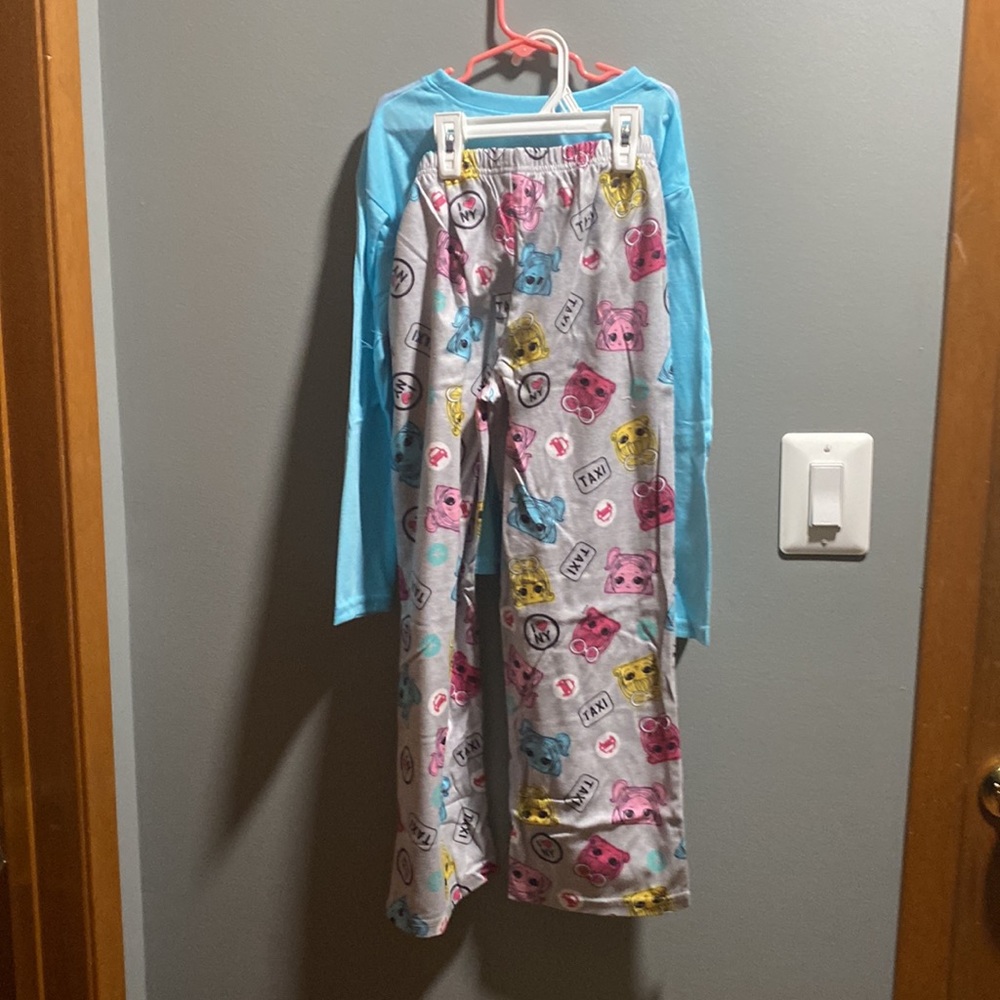 BRAND NEW GIRLS 2 PIECE PAJAMA SET SIZE 10! NWT. SMOKE FREE HOME! - Picture 5 of 5